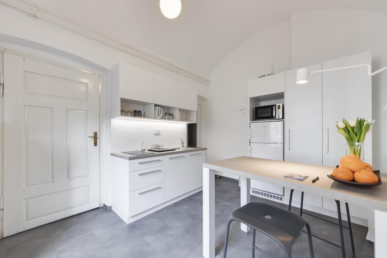 City Center Apartment With Parking Lublaň Exteriér fotografie